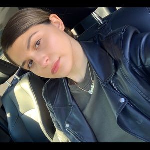 Meet your Posher, Aanastasia